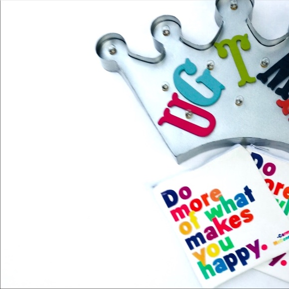 Handbags - Medium bag of encouragement. Store whatever you would like.